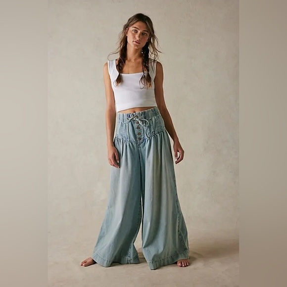 Free people We The Free Forget Me Knot Pull-On Jeans